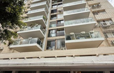 פליישר דורון מהנדסים חוות דעת – הוספת מרפסות פלדה בבניינים רבי קומות בהתאם לחוק וללא תביעה